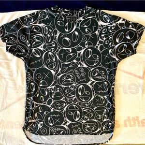 New, no tags, Entree short sleeve shirt t shirt, all over print, XL, Black White